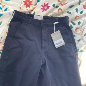 * NEW * Everlane size 8 black utility barrel pants, with tags never worn